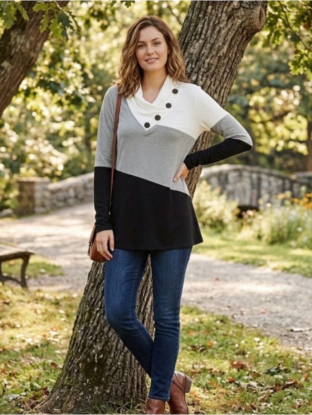 Asymmetrical Color Block Draped Cowl Neckline, Women’s M, White Gray Black